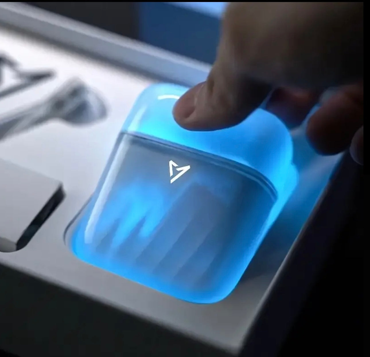 Wireless Luminous Quicksand Earpods